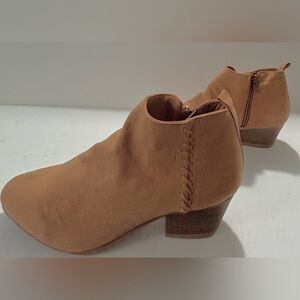 OLD NAVY ANKLE BOOTS TOFFEE FAUX SUEDE HEEL HEIGHT 1.5"